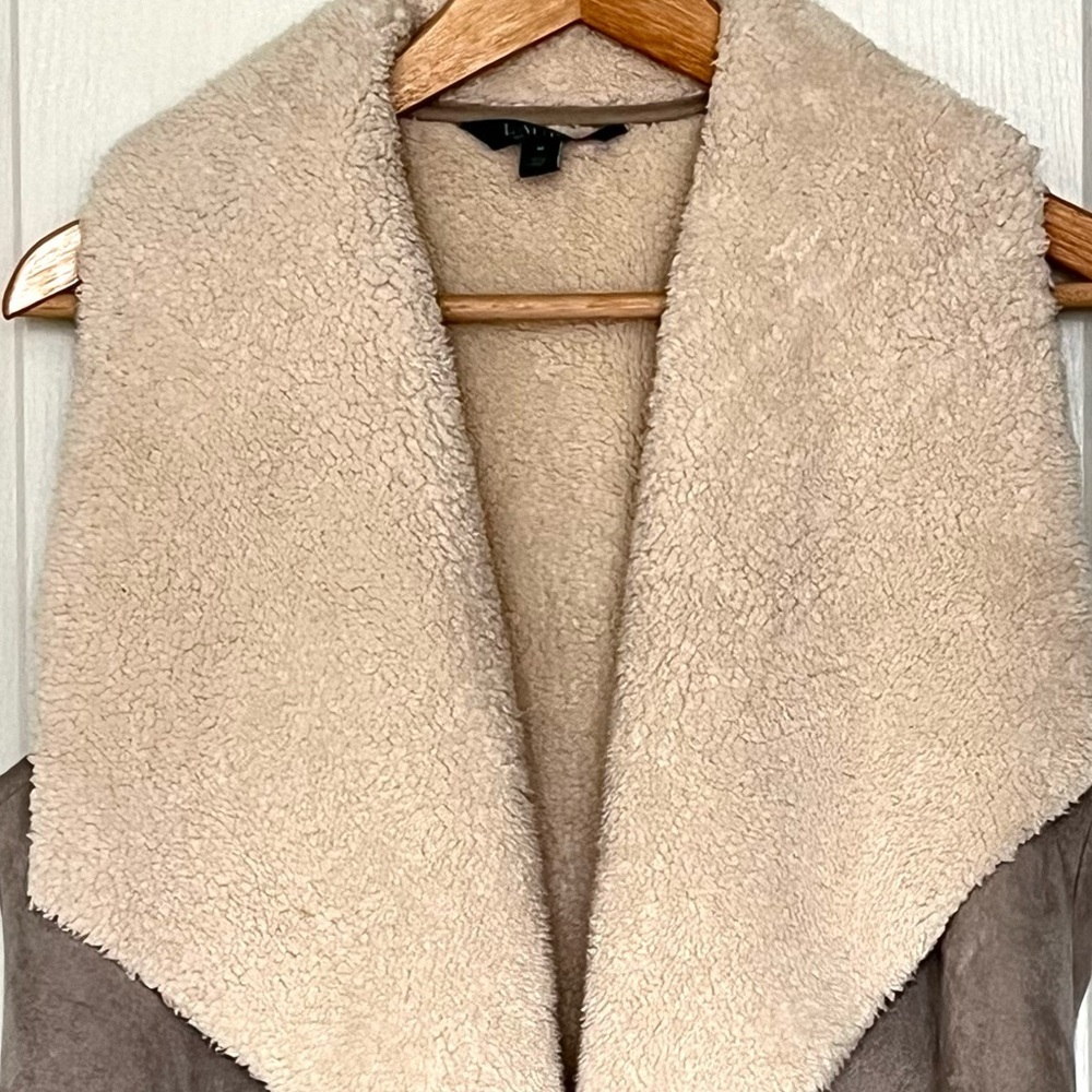 LAUREN Ralph Lauren Waterfall Faux Suede & Sherpa Vest Sz M Gorpcore Lite Boho - Picture 3 of 11